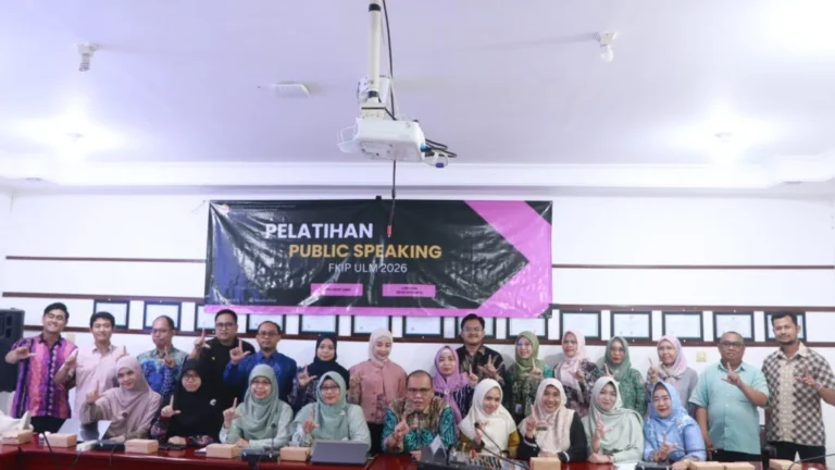 Tingkatkan Citra Publik Civitas FKIP ULM, UPKH Gelar Workshop Public Speaking