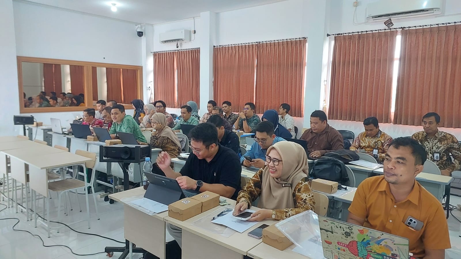 Implementasi Kurikulum OBE Secara Komprehensif, UPM FKIP ULM Gelar ...
